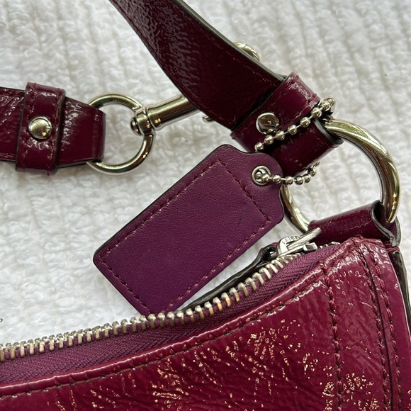 Coach Patent leather bag EUC - Picture 11 of 15